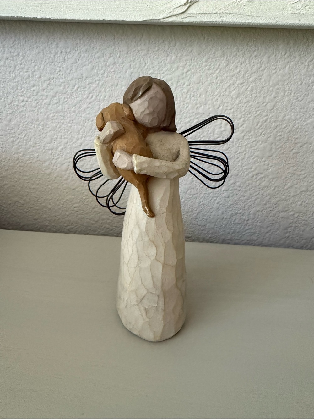 Willow Tree Cream Angel Figurine with Brown Dog and Black Wire Wings